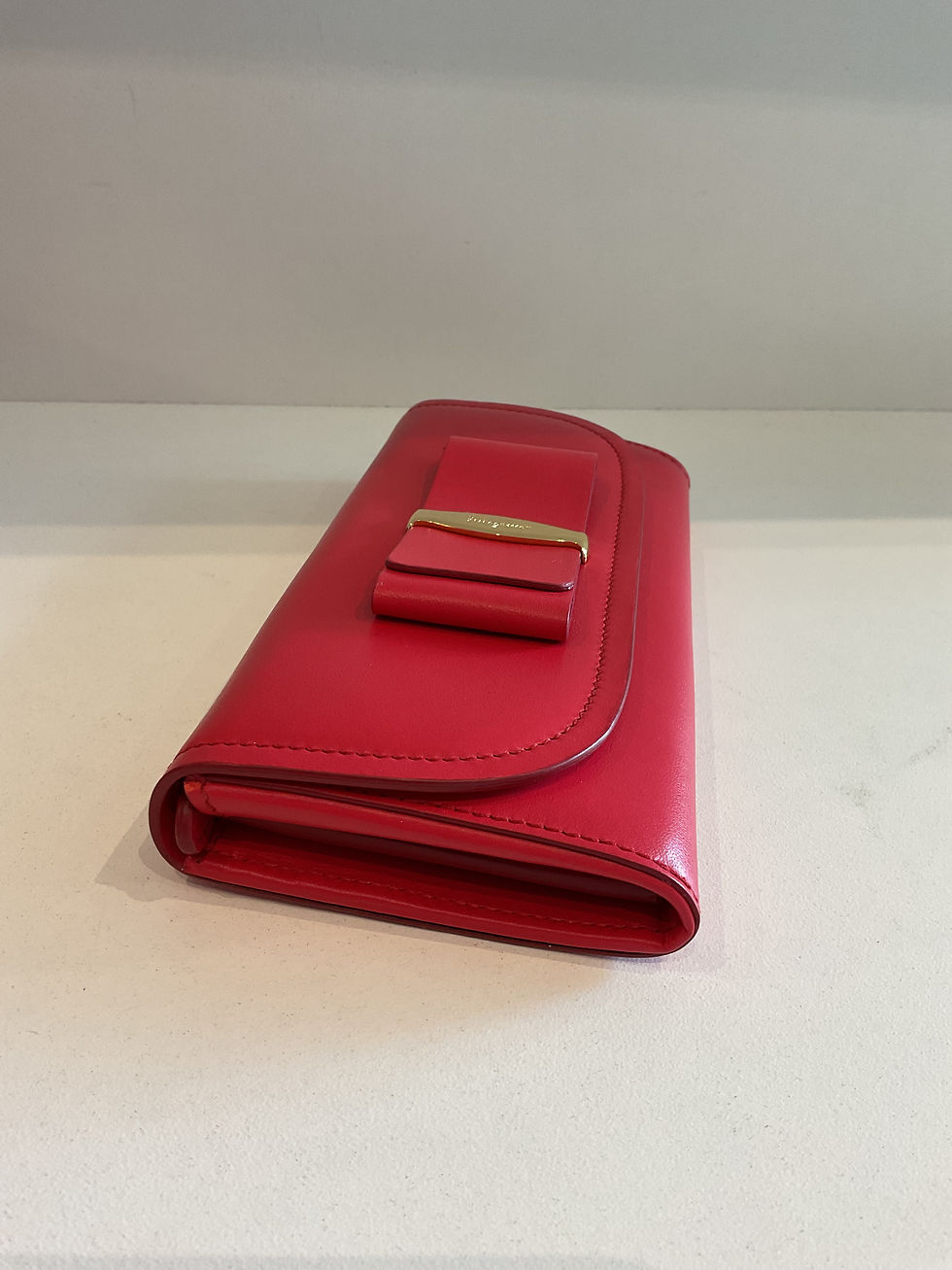 Thumbnail: Salvatore Ferragamo red bow purse 
