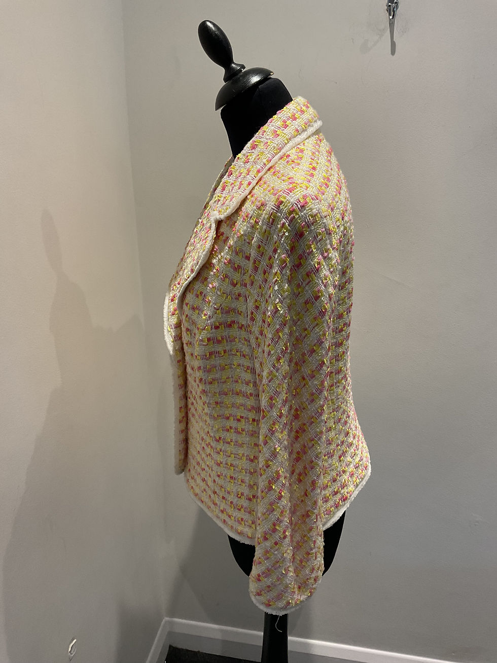 Thumbnail: Escada yellow/candy pink boucle cropped jacket size 12