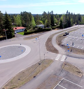 Maanrakennusurakointi | Lieto | Maanrakennusliike Vähätalo Oy, kuljettajapalvelut