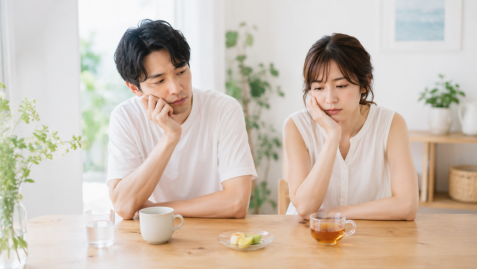 夏バテ気味の30歳男女 朝ごはん抜こうとしている夫婦