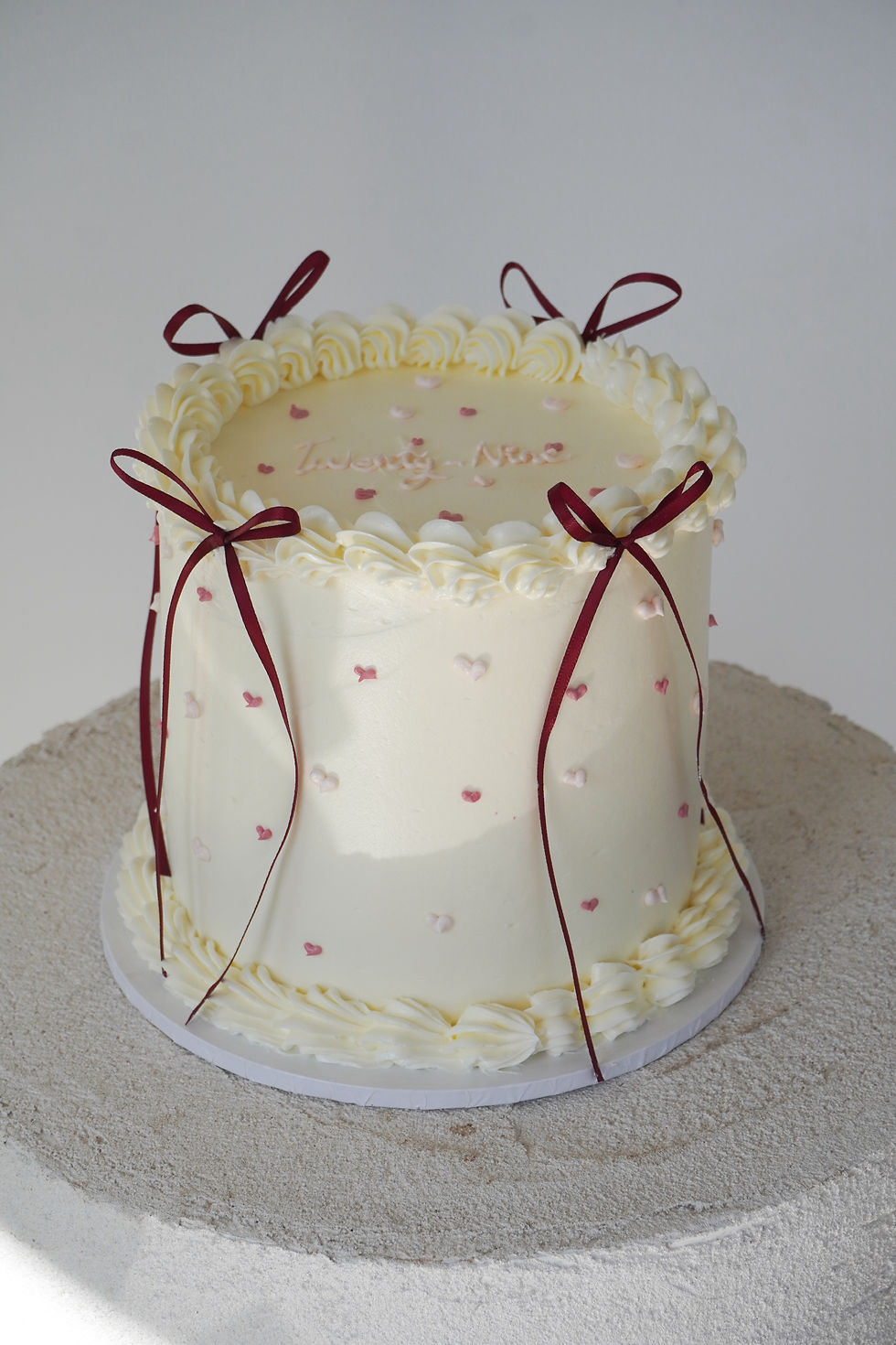 Thumbnail: Hearts & Bows Cake