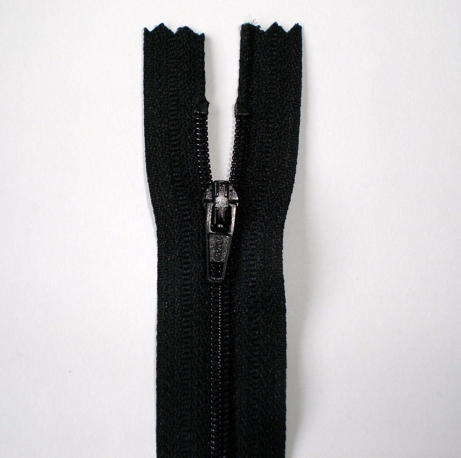 Heavy Duty Trouser Zips 18cm