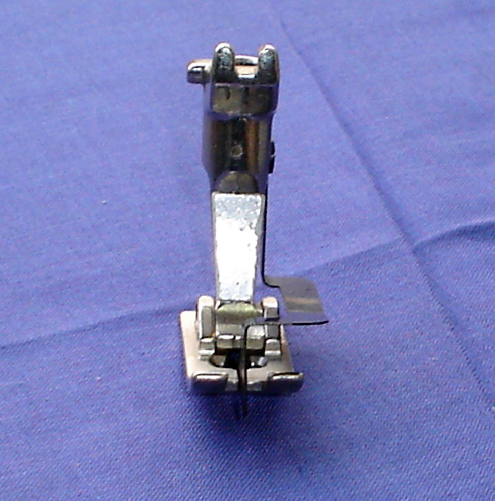 Bernina Blindhem Foot Old Style (016)