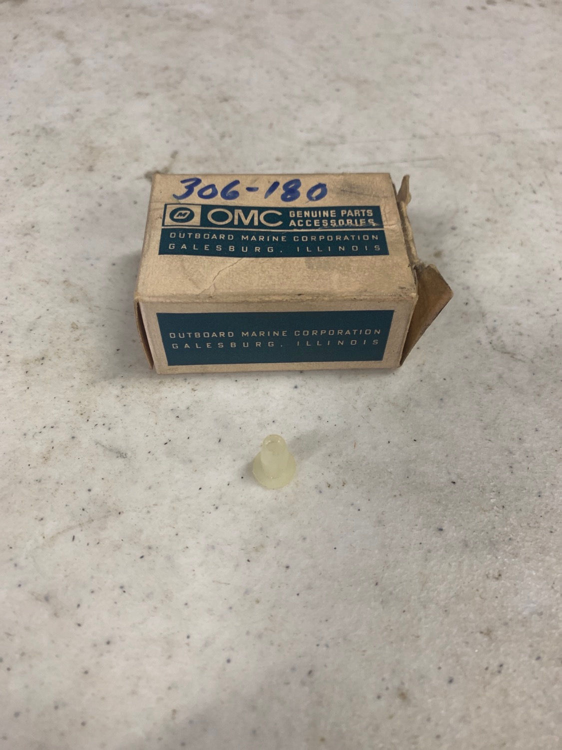 306180 OMC/Evinrude/Johnson Retainer Bushing