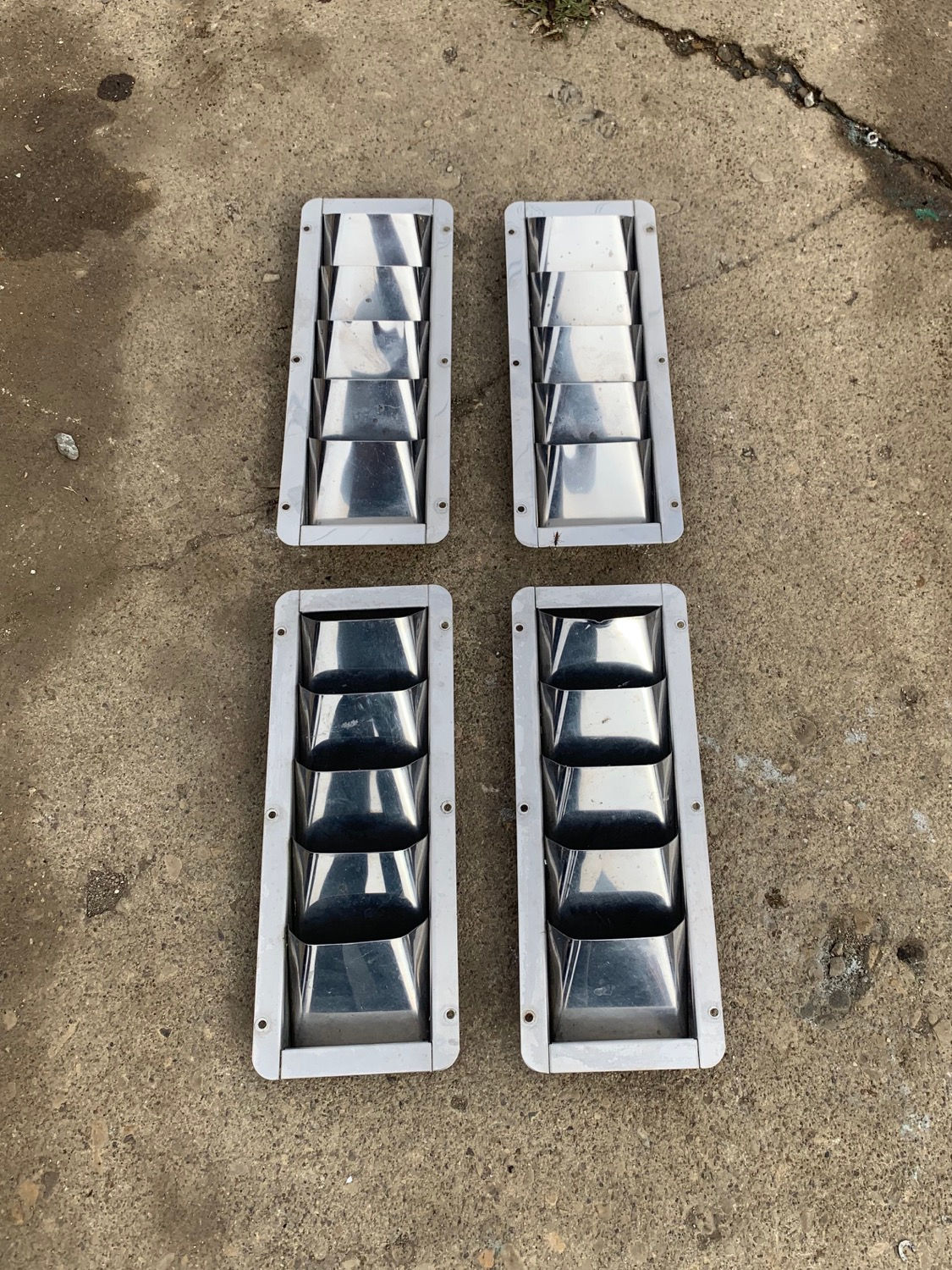 Chaparral 278 Stainless Fume Vents