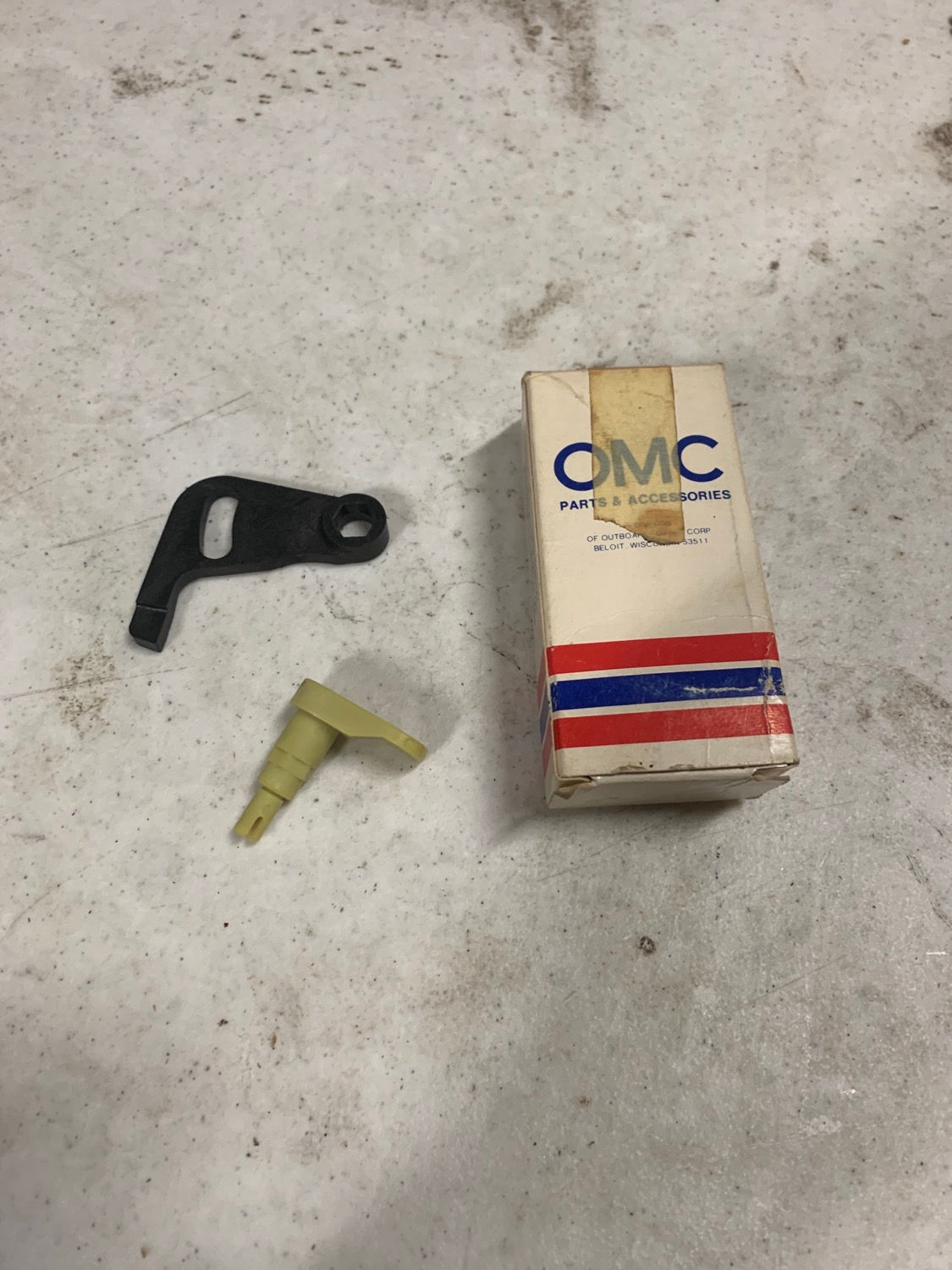 398682 OMC/Evinrude/Johnson Cam & Lever Assembly