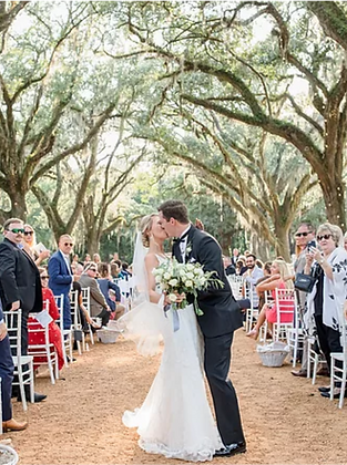Vows-on-Oak-Lane.png