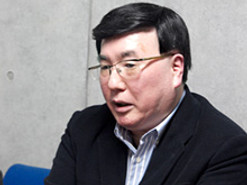 Professor Takefumi Tsutsui, Tokyo University of the Arts