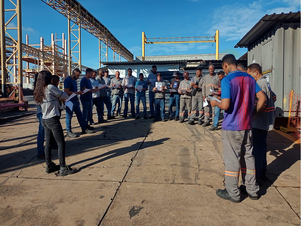 equipe-enjatec-reunida-dialogo-de-segurança