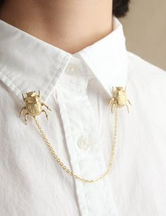 THE CLASSIC WHITE SHIRT