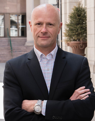 Jeff outside cropped.jpg