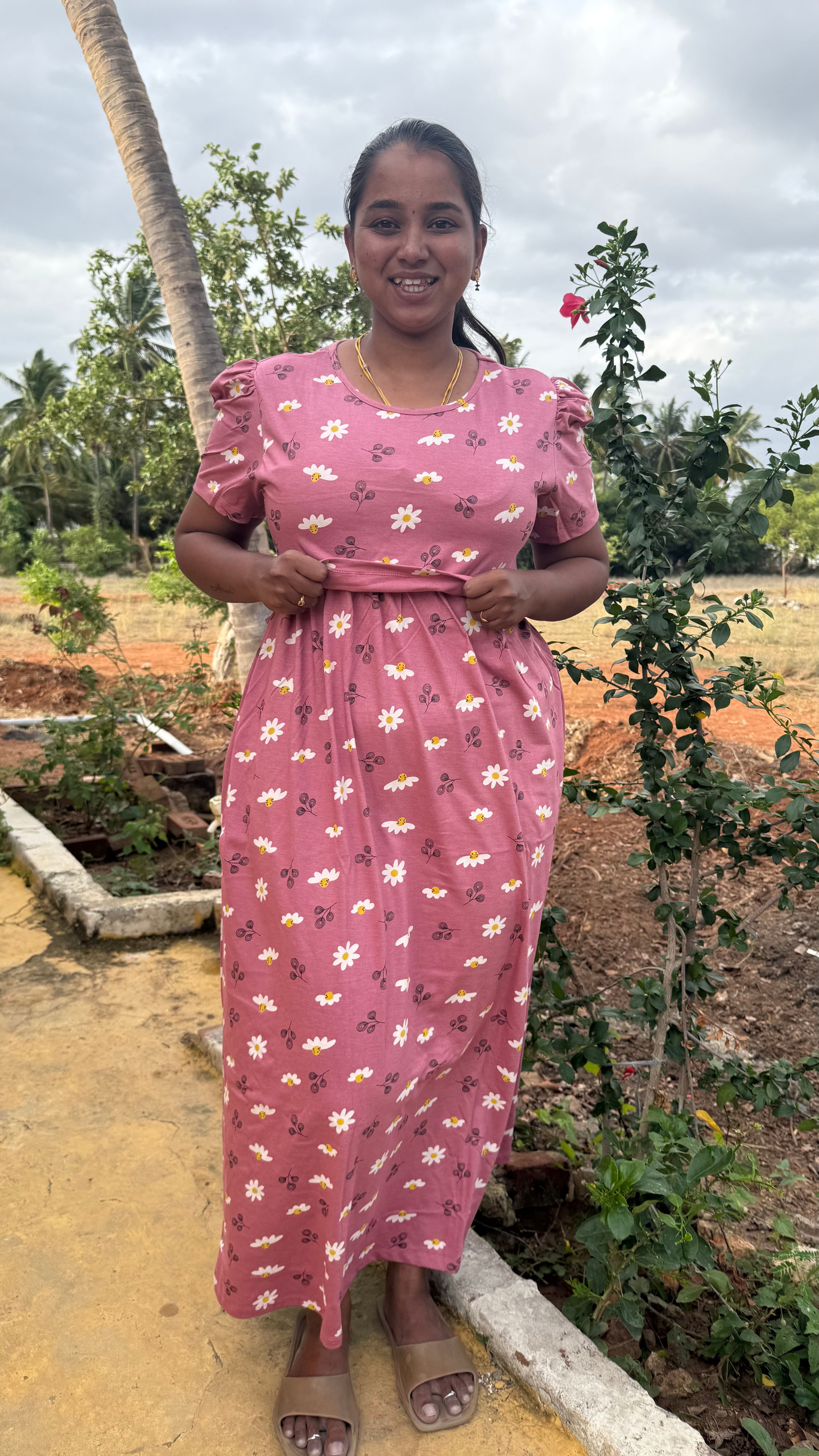 Magenta new white flower 🌼- feeding loungewear 