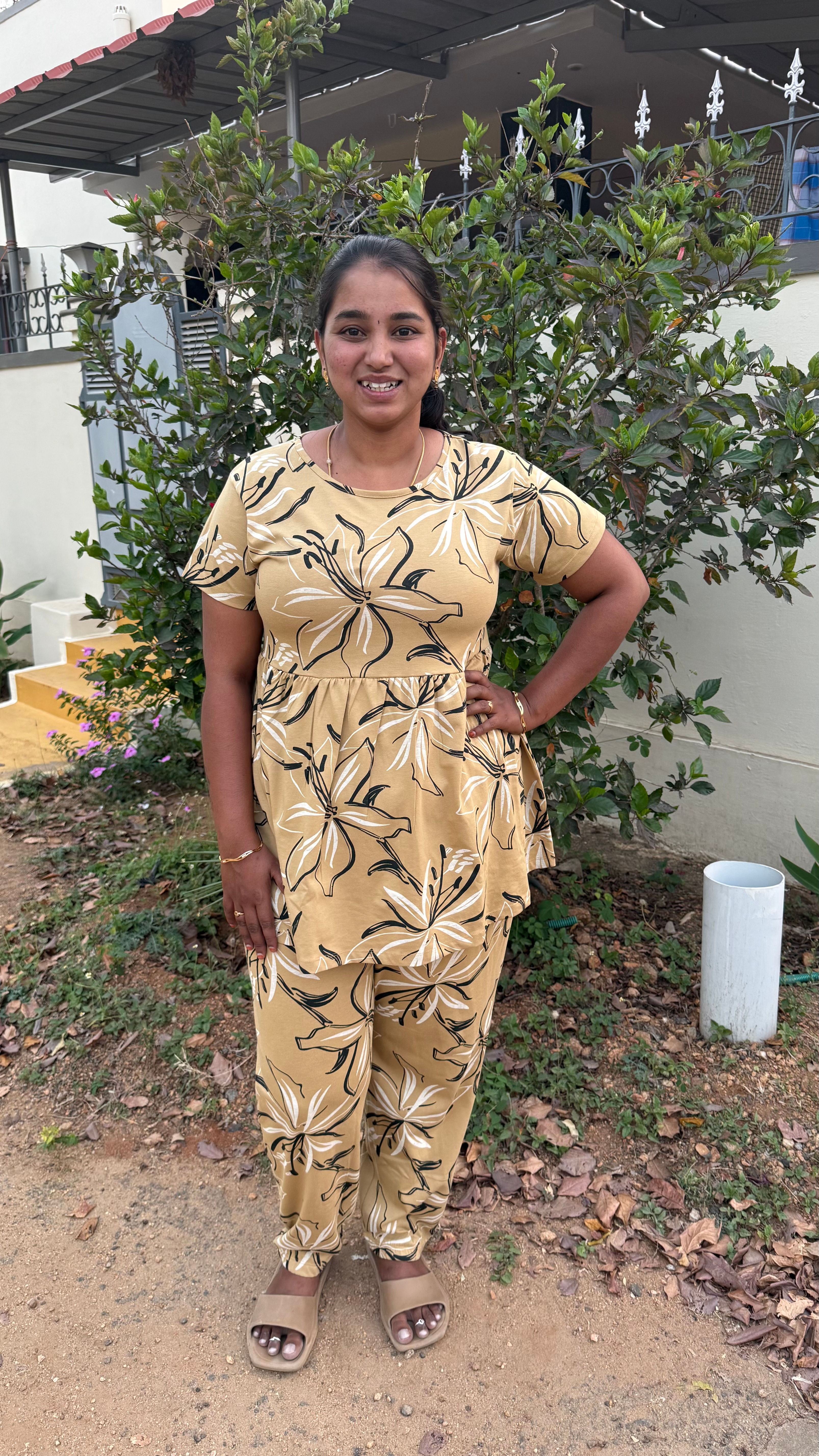 Peplum- sandal black floral set 