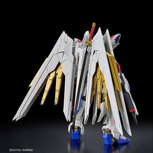 HG 1/144 Mighty Strike Freedom Gundam | Atelier DIX | Bandai