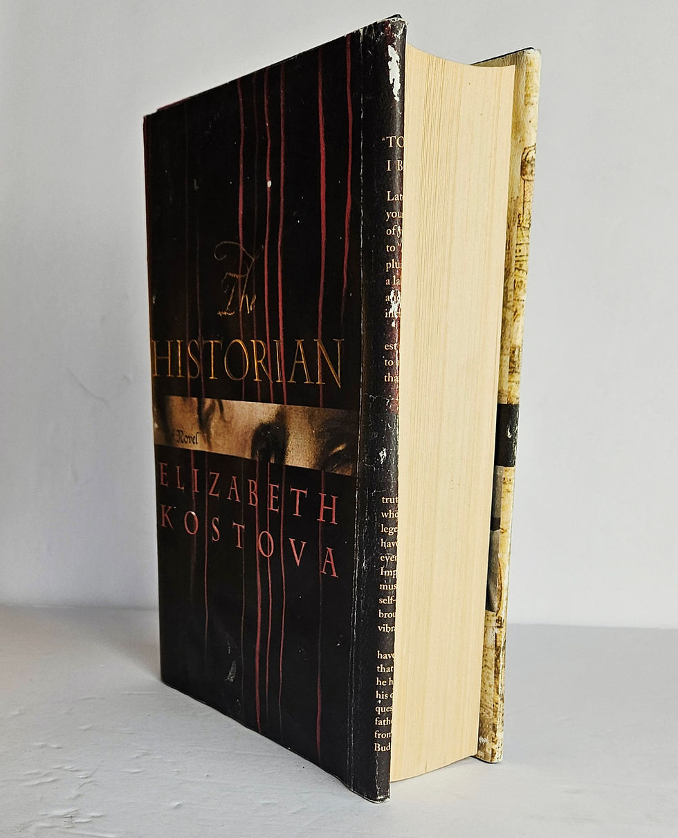 Thumbnail: The Historian by Elizabeth Kostova
