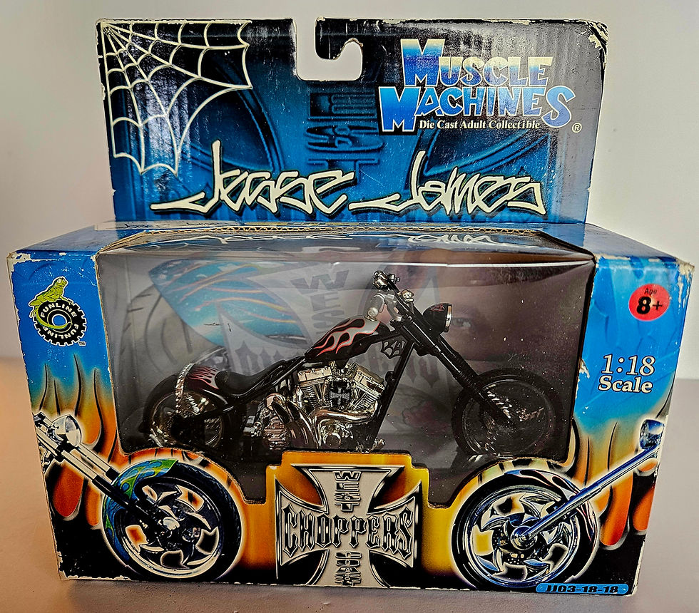Thumbnail: Jesse James West Coast Choppers Muscle Machines CFL Rigid JJ03 18 18  1:18 Scale