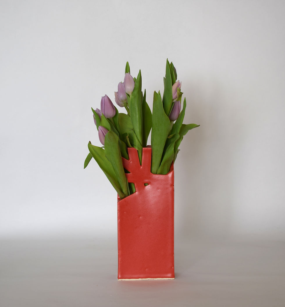 Thumbnail: Bird's Nest Tulipiere Vase