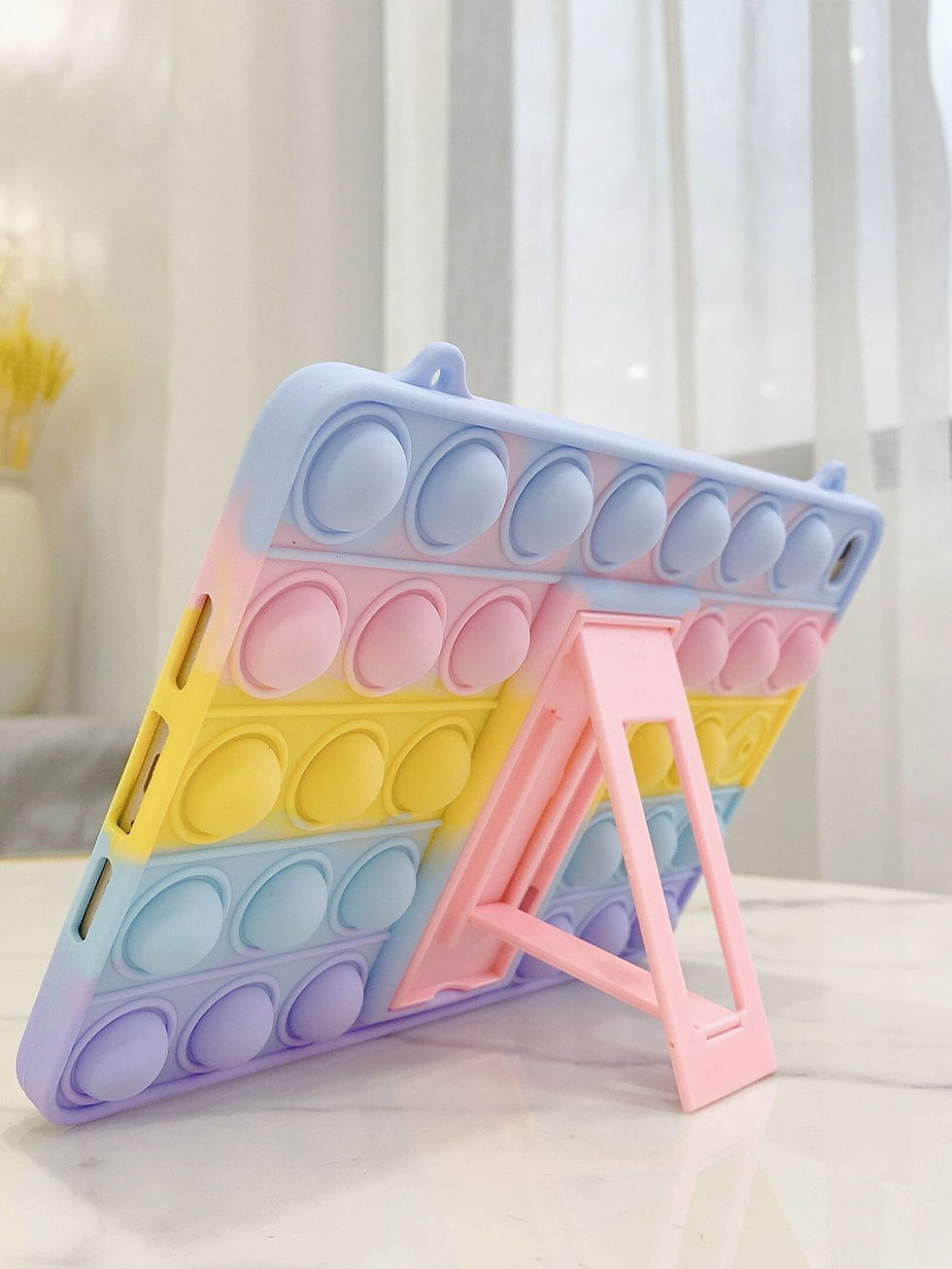 Thumbnail: Color Block Pad Case
