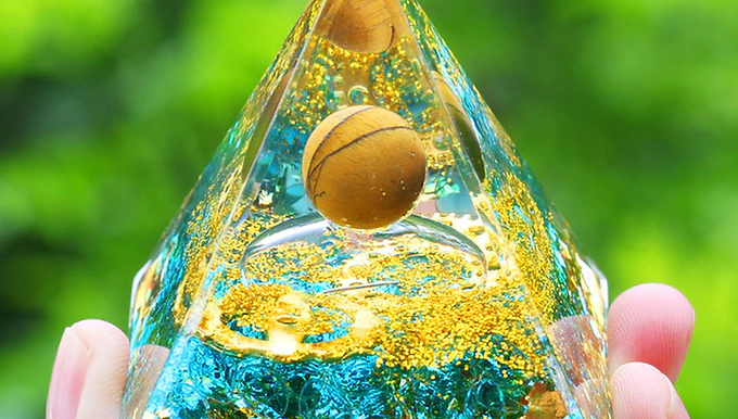 Crystals Stone Orgone Pyramid Energy Generator Natural Amethyst Peridot Reiki Ch