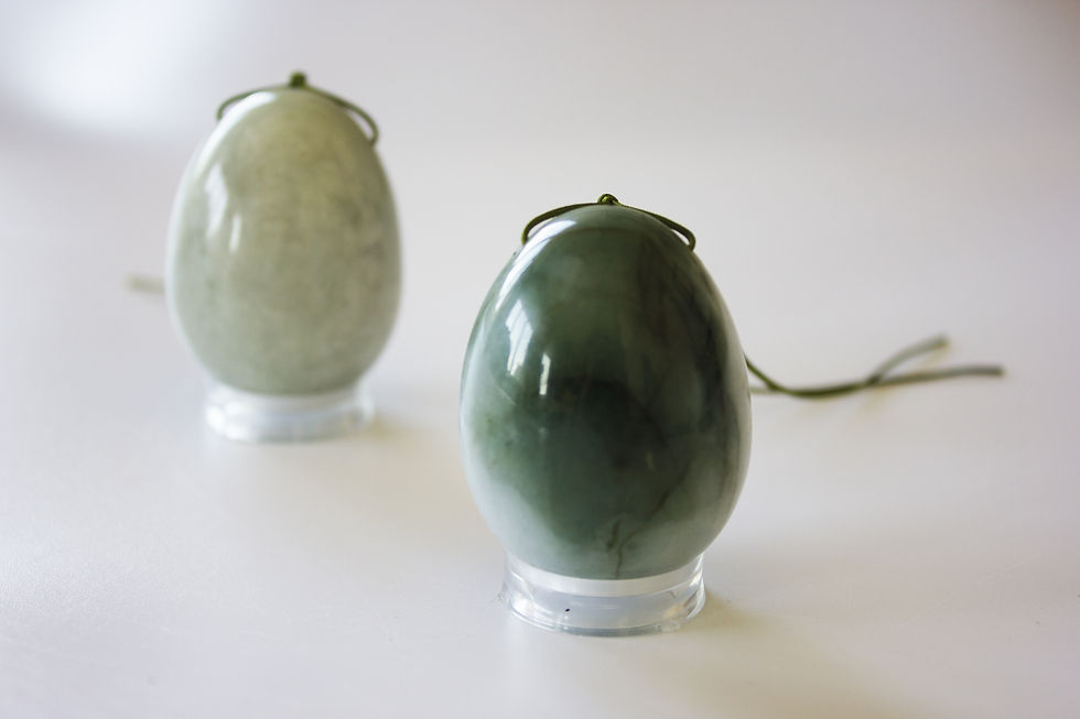 Miniature : "Œuf de Yoni" en Jade Birman