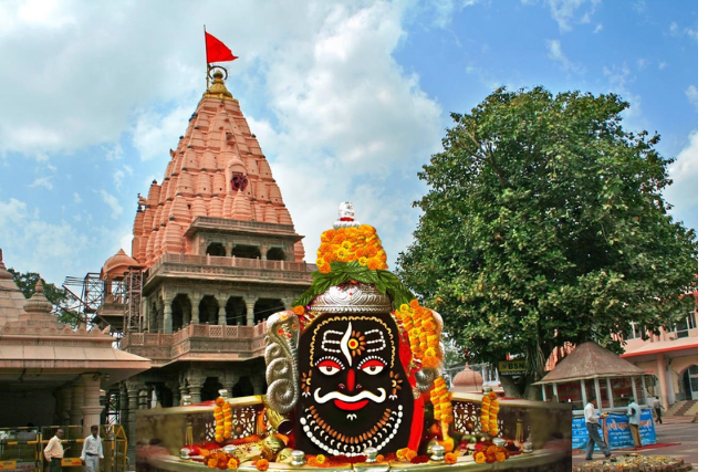 Top Jyotirling Yatra Destinations During Sawan & Where to Stay Nearby