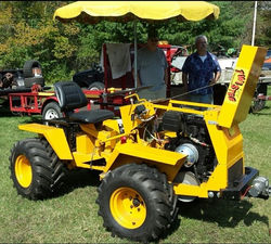 Dennis Gintowt's Beautifully restored   1968 TWISTER Tractor