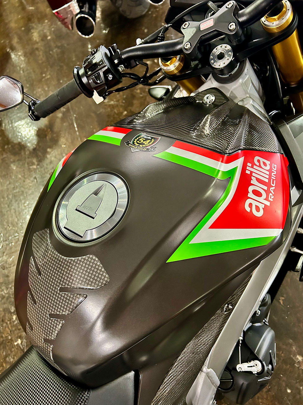 Miniature : 2020 Aprilia Tuono Factory V4
