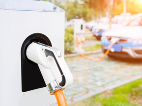 Protección contra sobretensiones para Puntos de Recarga de Coches Eléctricos