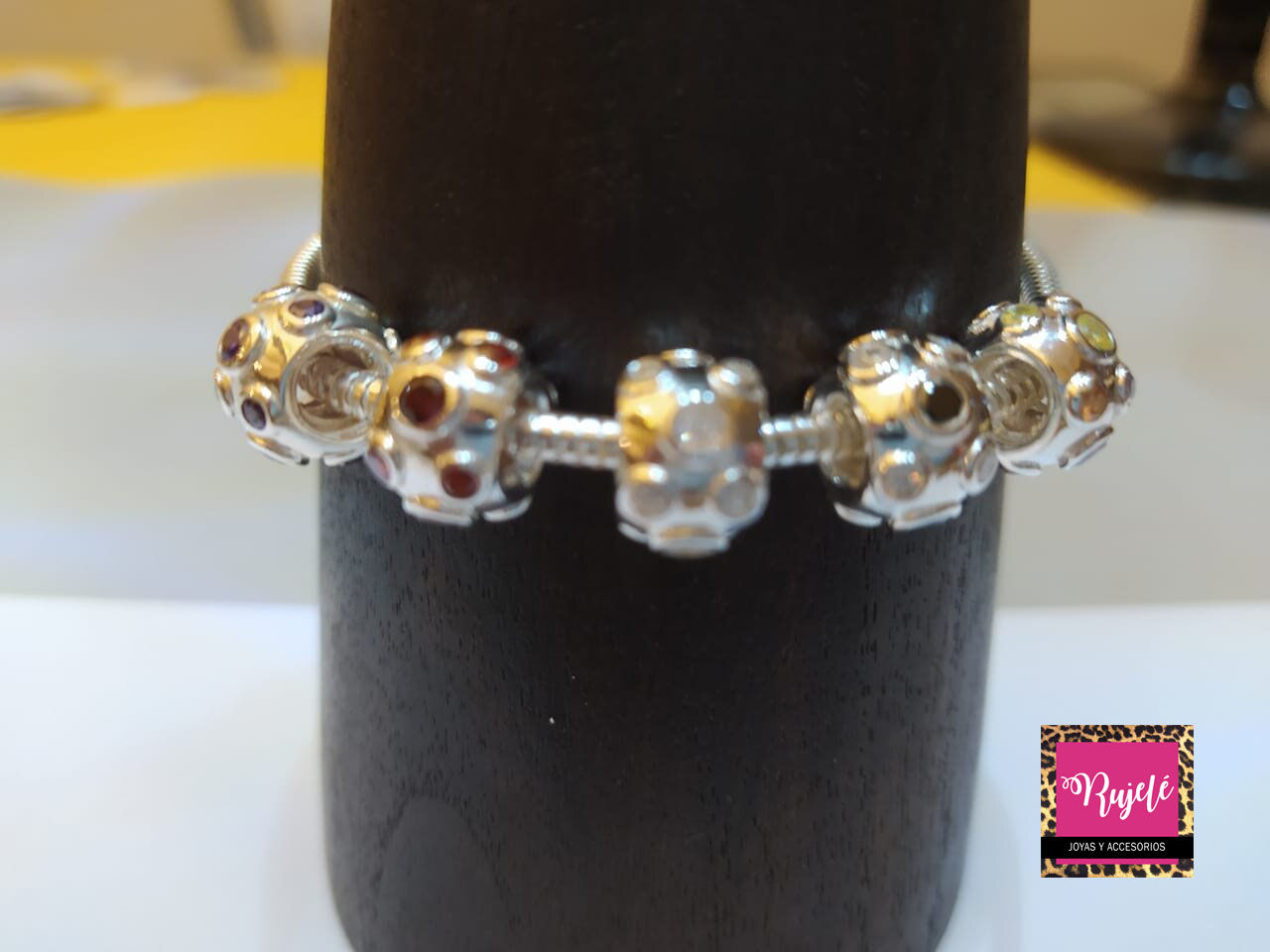 Pulsera y Dije Pandora