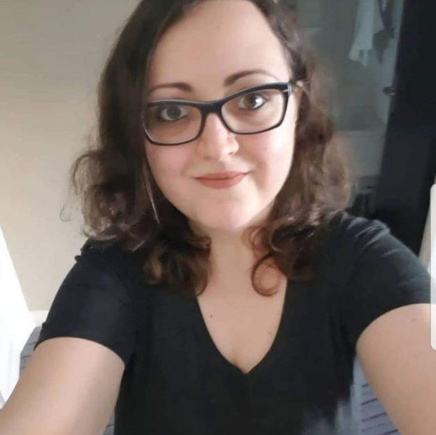 Eve Toth - Assistant Editor/ Social Media Manager