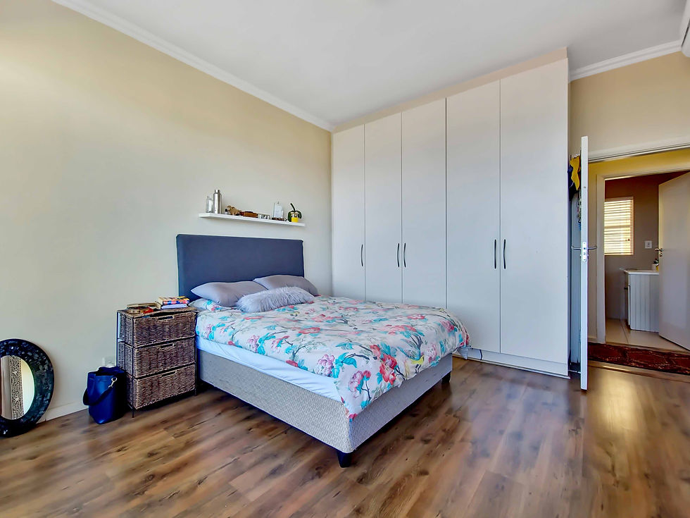 Thumbnail: Three Bedroom Apartment | Sea Point, Cape Town | For Sale