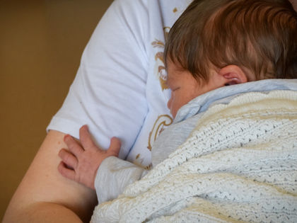 Biežāk uzdotie jautājumi par dzemdību pakalpojumu Covid-19 laikā