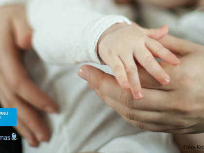 Kuldīgas slimnīca atbalsta pirmās emocionālās palīdzības vajadzību māmiņām