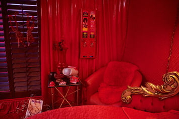 sex-dungeon-red-room-vintage-interiors-home-house.jpg
