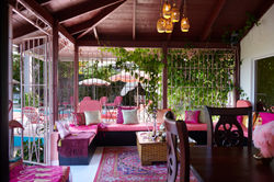 pink-morrocan-room-interior-design-home-rental.jpg