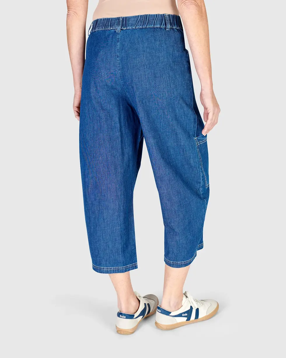 Alembika Palma Denim Capri Pants SP609
