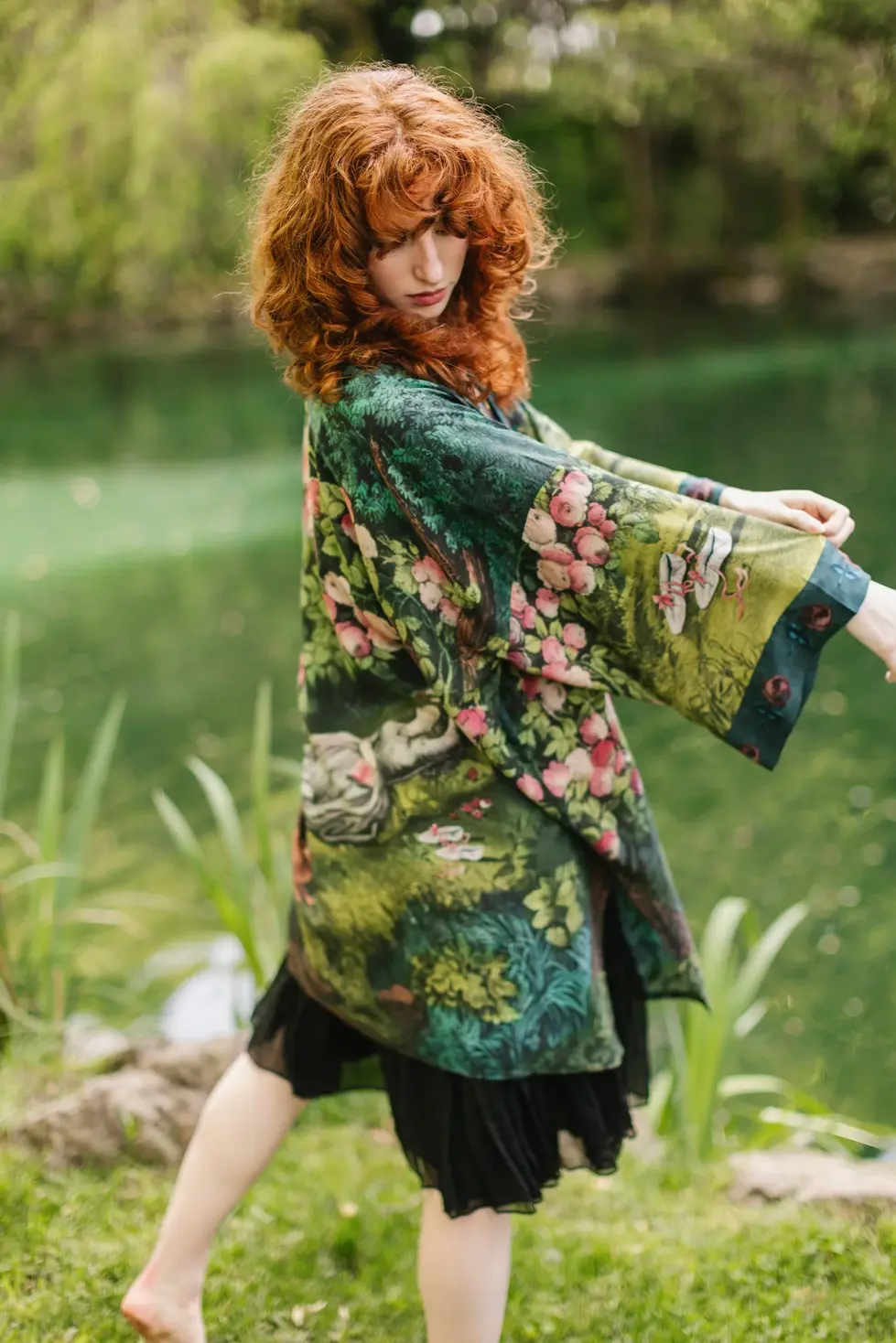 Market of Stars The Daydreamer Matinée Duster Kimono w/ Roses & Rabbits DAYDRMDU