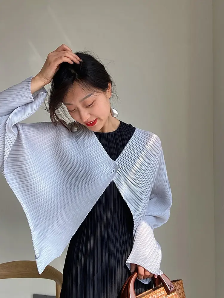 Masa Miyake Pleated Single Button Cardigan Jacket in White