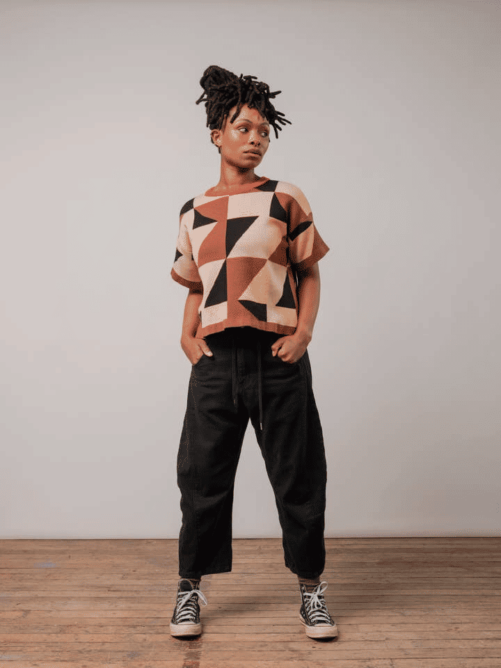 Endery Calder Sweater Tee - Heloconia front