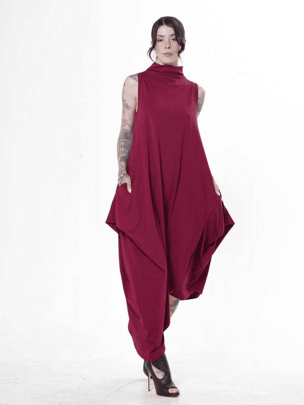 Metamorphoza Sleeveless Cotton Dress In Burgundy METD0240_Burgundy