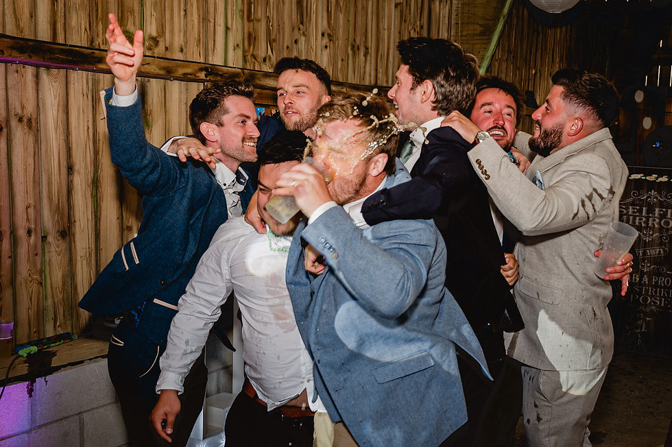 Dizzard Barn Cornwall wedding photography