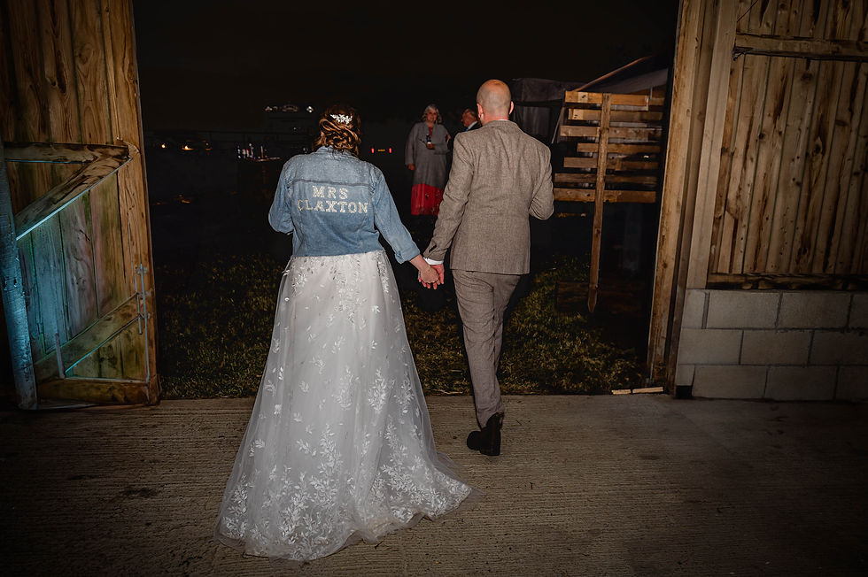 Dizzard Barn Cornwall wedding photography