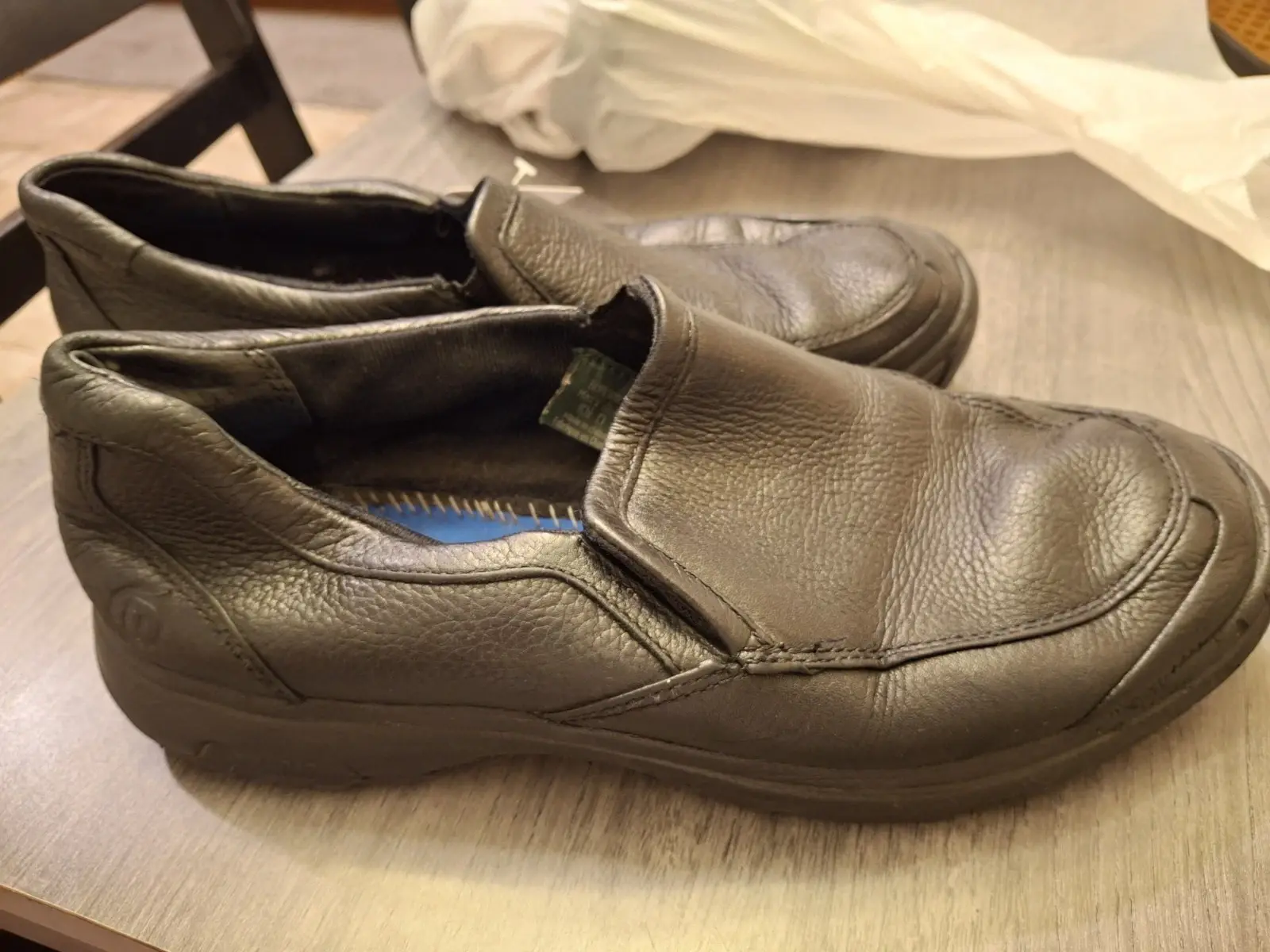 Men's Size 10 Soft Leather Dress Shoes