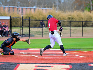 Crusaders Take Series Against UT-Southern