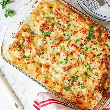 Creamy Tuna Pasta Bake 