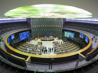Congresso mantém veto em lei da privatização da Eletrobras