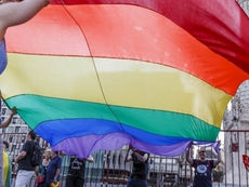 Senado da Flórida aprova lei que proíbe doutrinação de LGTBI na educação infantil