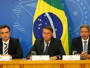 Combustível: presidente propõe ressarcir estados em troca de ICMS zero