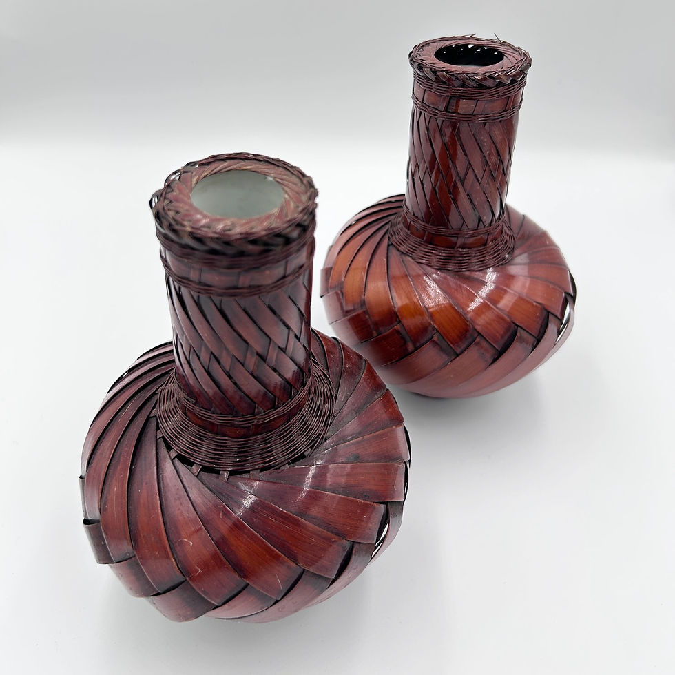 Miniatura: Para ratanowych wazonów do ikebany, Japonia, I poł. XX w.