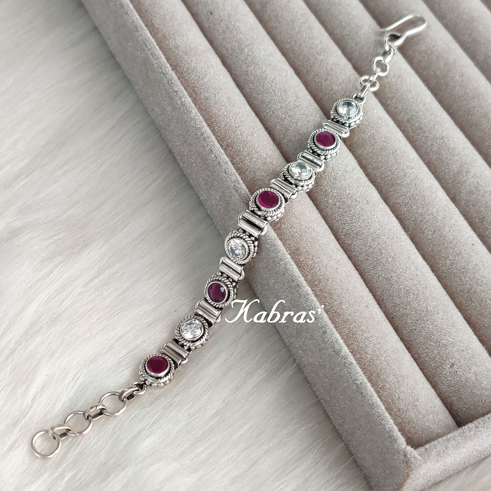 Thumbnail: Swirl Rawa Stone Bracelet
